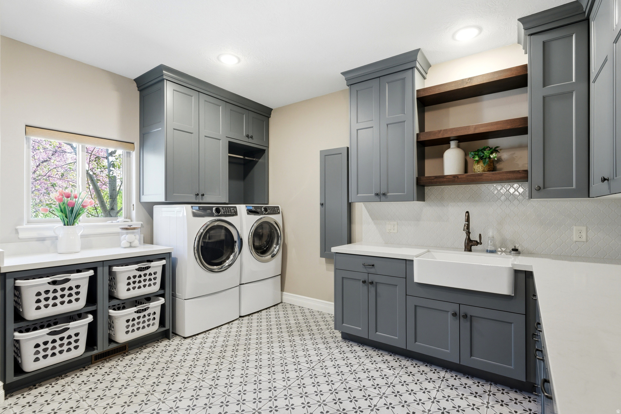 ROYAL OAK ESTATES - Residential