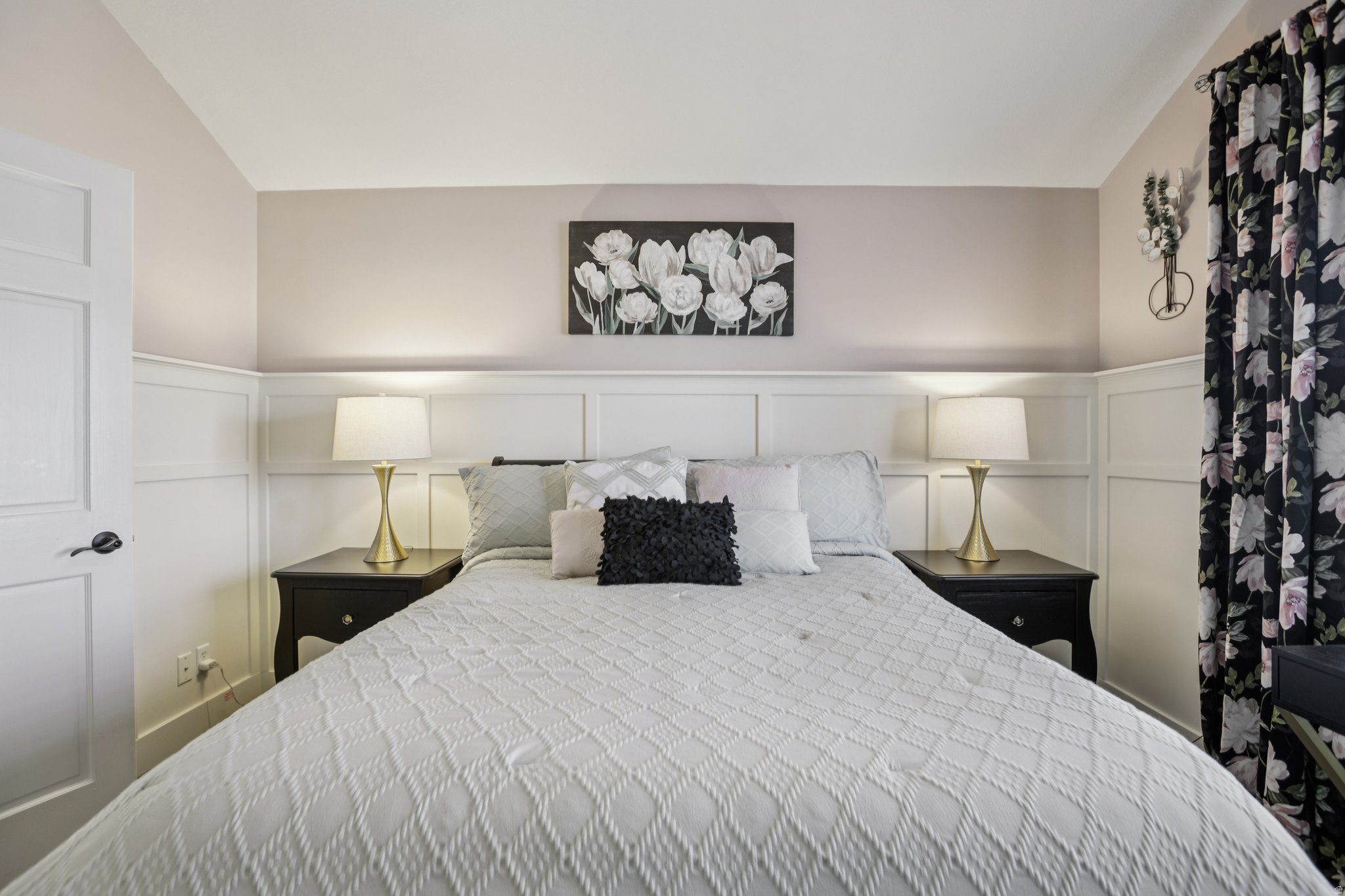 ENCHANTED OAKS - Residential