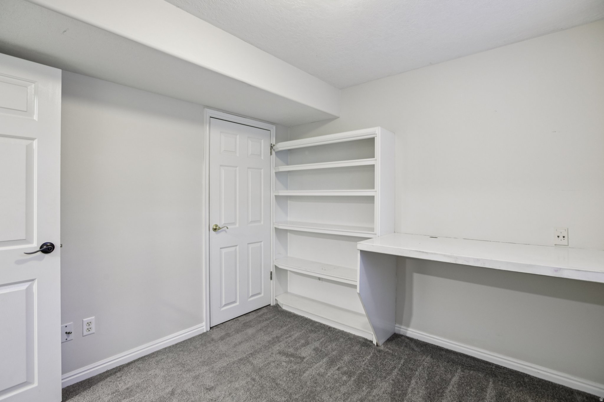 ENCHANTED OAKS - Residential