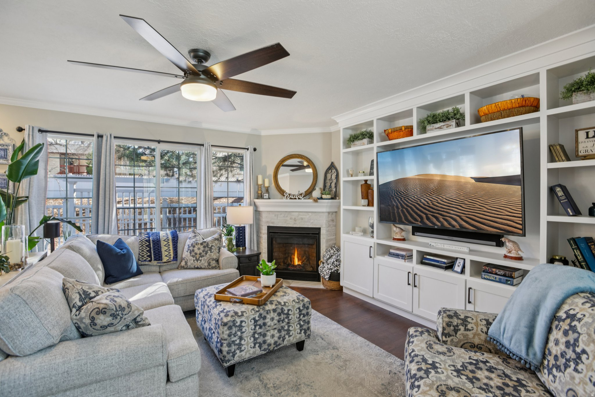 ENCHANTED OAKS - Residential