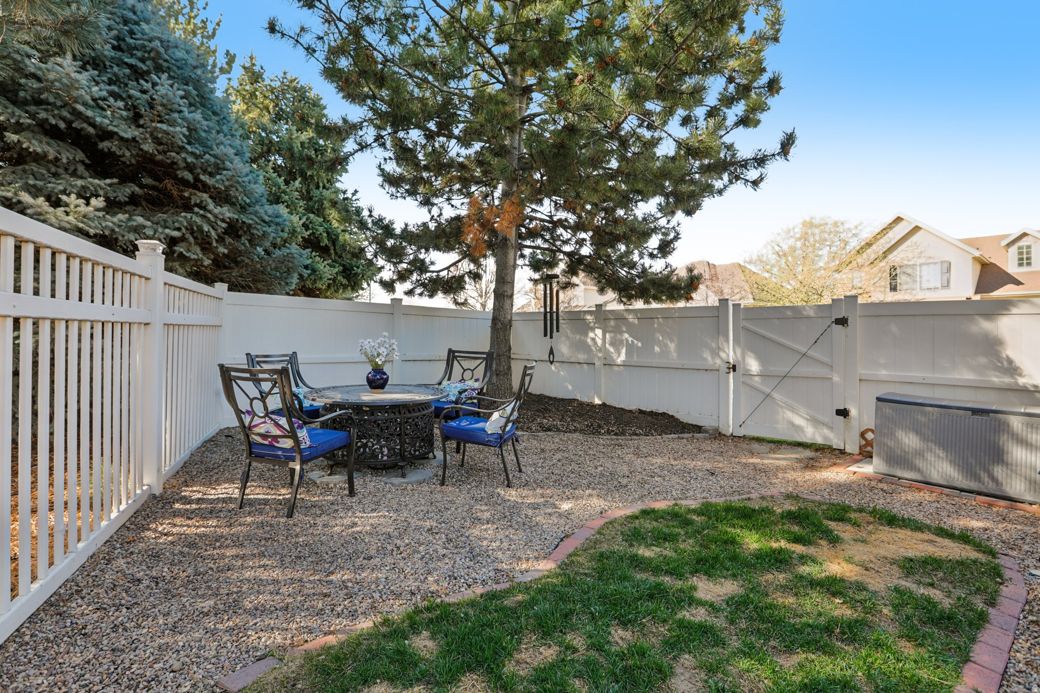 ENCHANTED OAKS - Residential