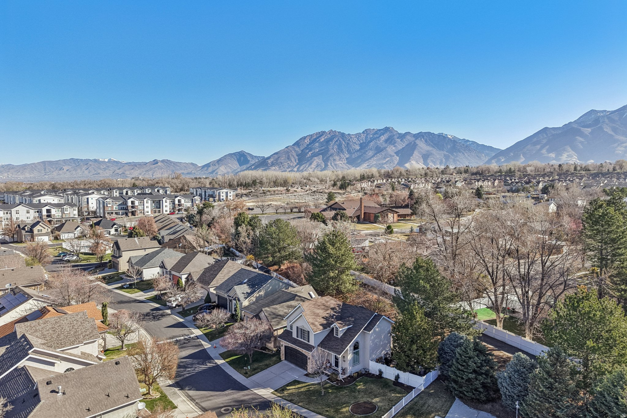 ENCHANTED OAKS - Residential