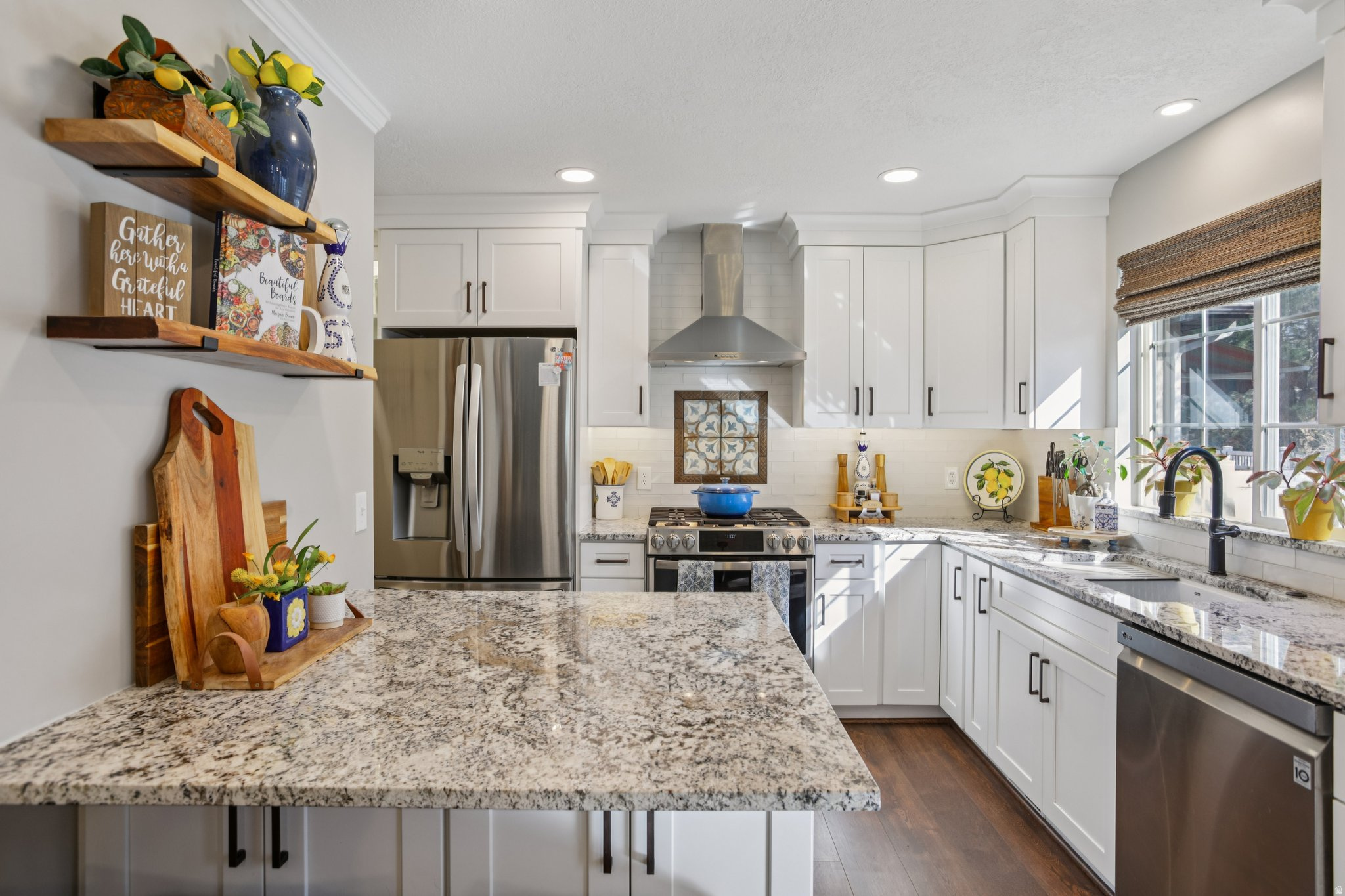 ENCHANTED OAKS - Residential