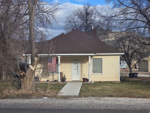 Homes For Sale - 1598 N North State St<br/> Sevier County, Sigurd, UT 84657
