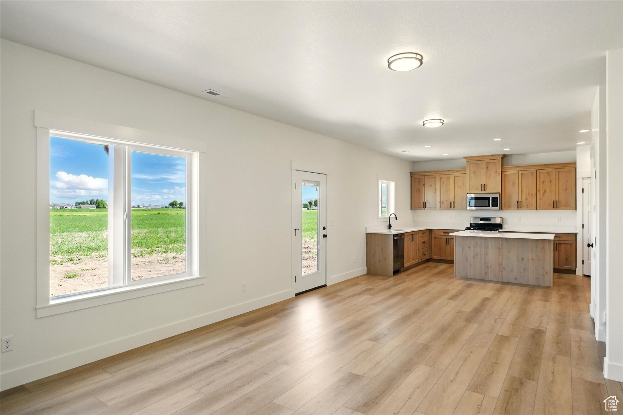 1155 E 1150, Garland, Utah image 5