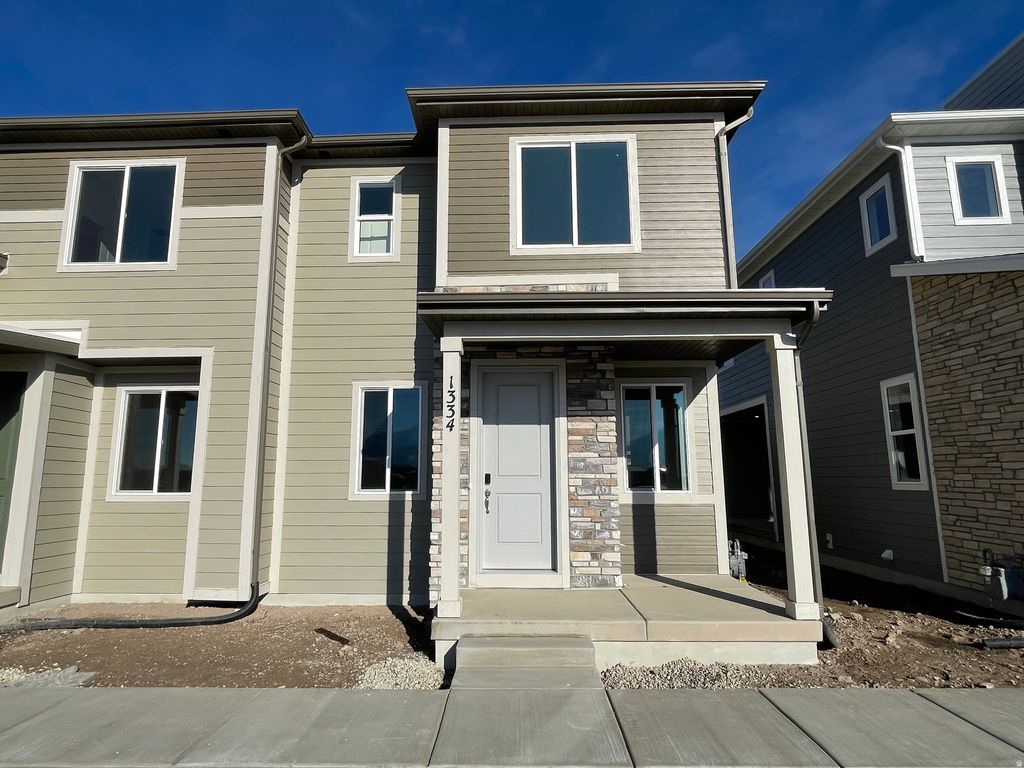 Photo of 1334 E 1670 N #822, Payson, UT 84651 (MLS # 2125060)