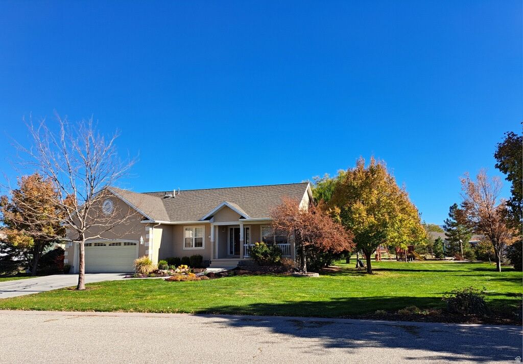 Photo of 74 TRACKSIDE CIR, Grantsville, UT 84029 (MLS # 2148170)