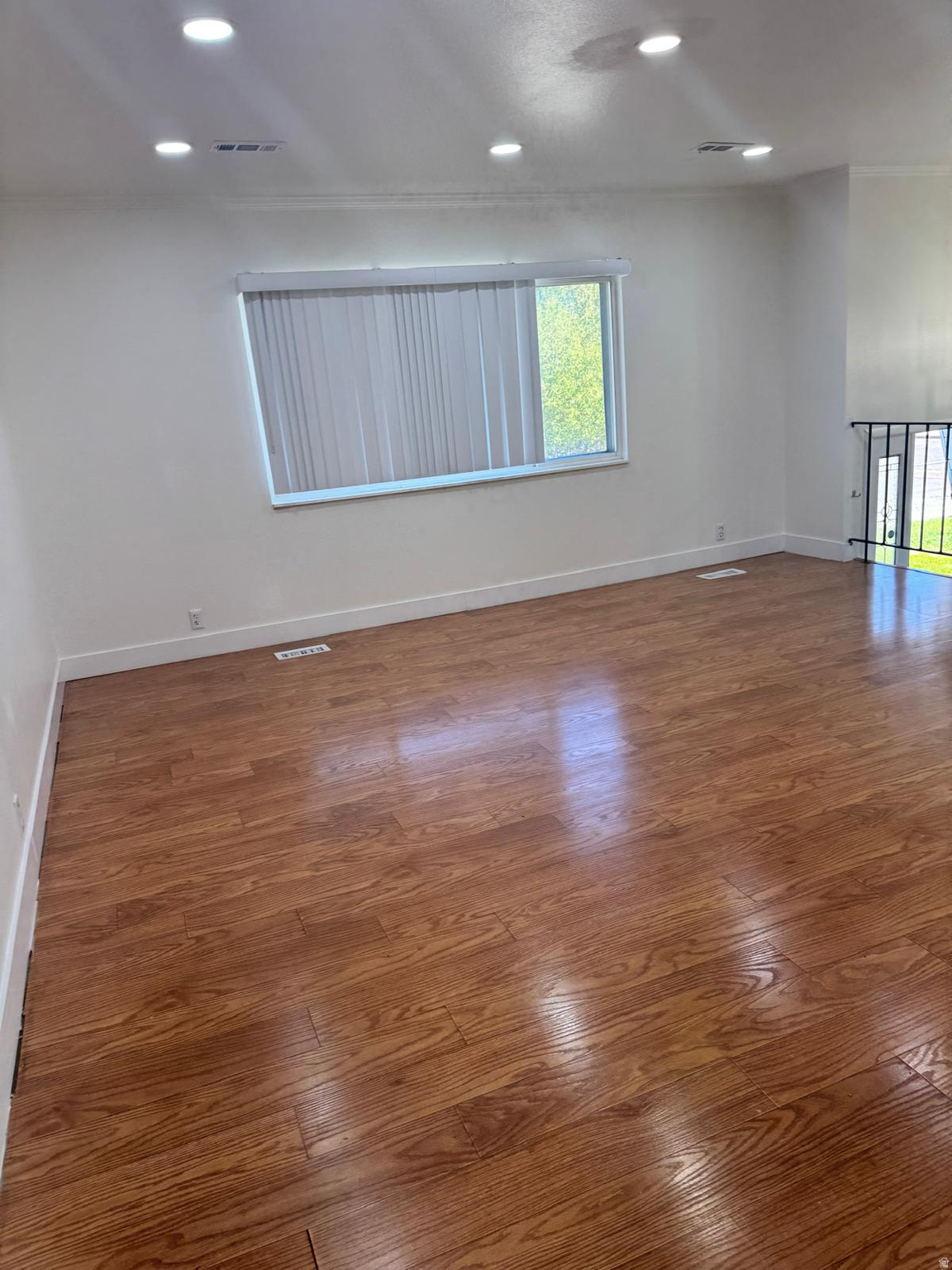 CRYSTAL HILLS - Residential