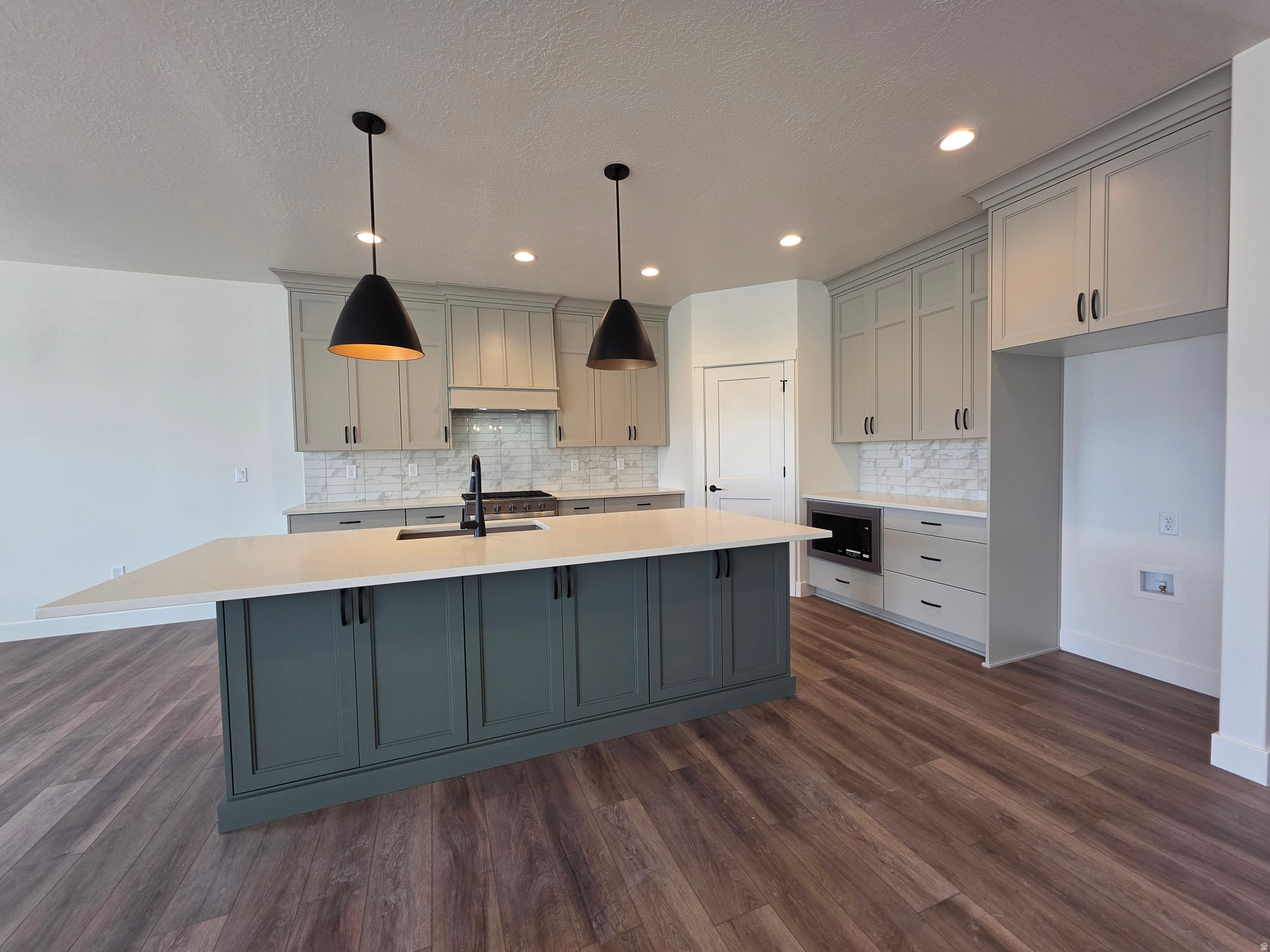 CREEKSIDE AT JDC RANCH - Residential