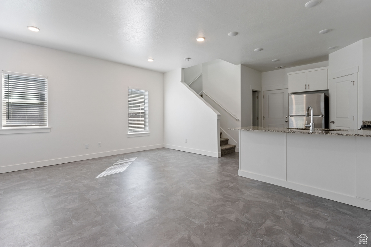 WOODMORE POINTE SUBDIVISION PHASE 2 - Residential