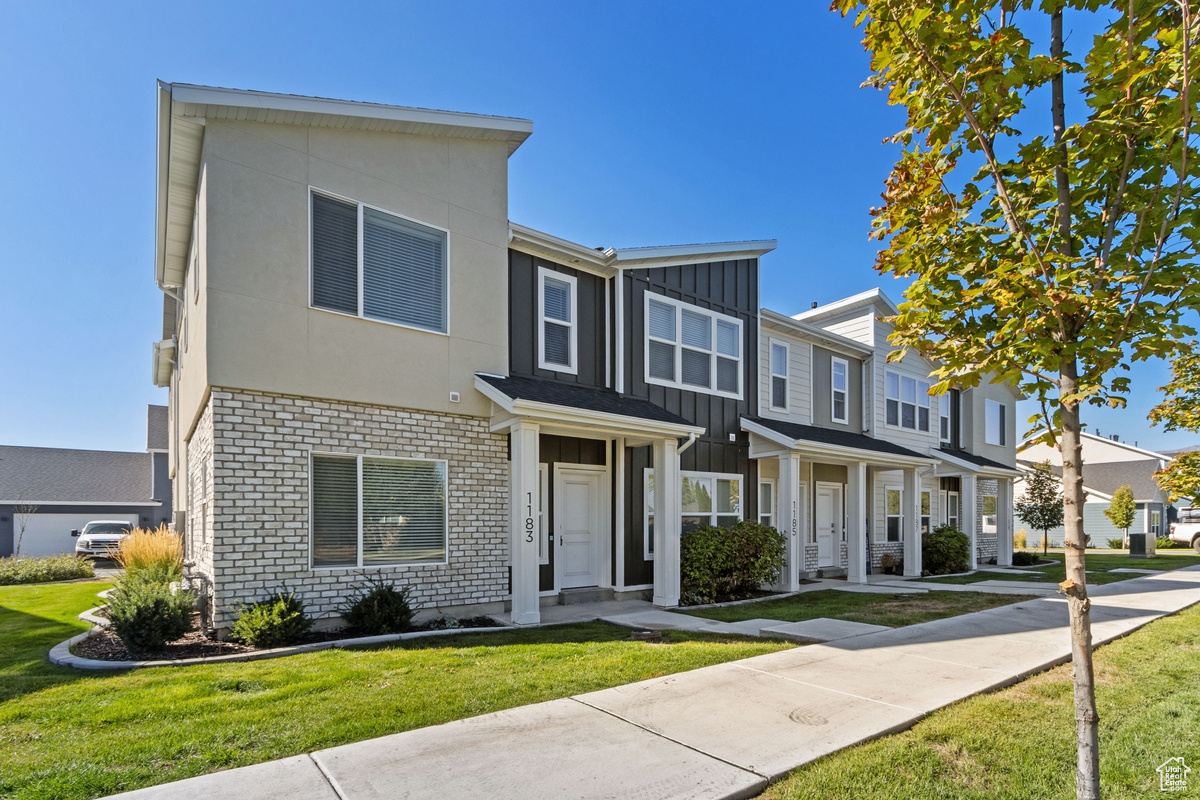 WOODMORE POINTE SUBDIVISION PHASE 2 - Residential