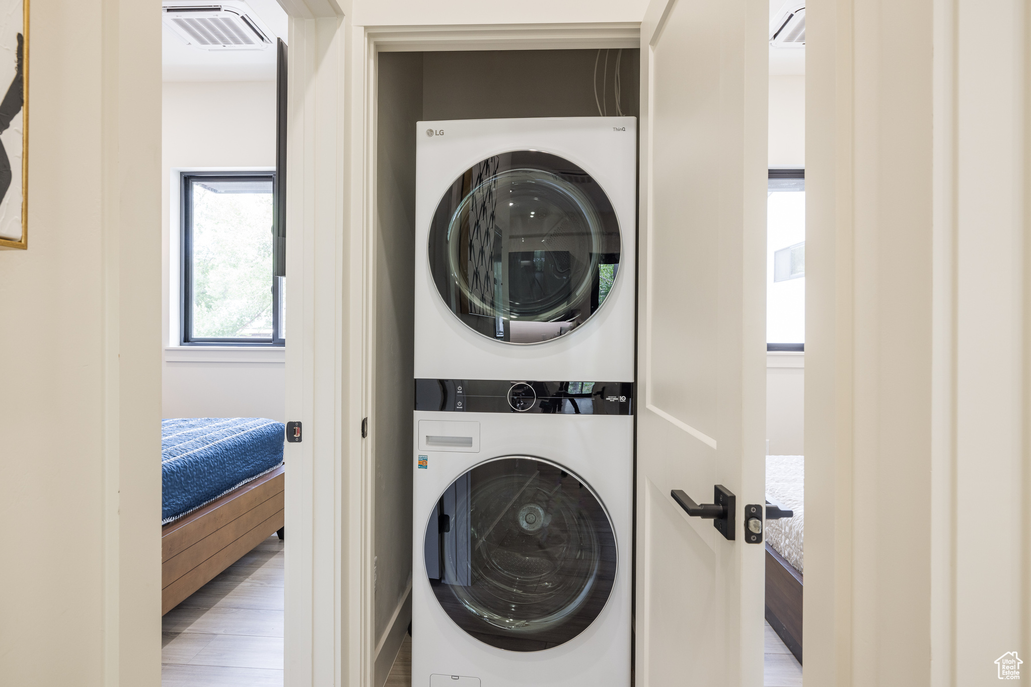 COTTONWOOD CONDOS - Residential