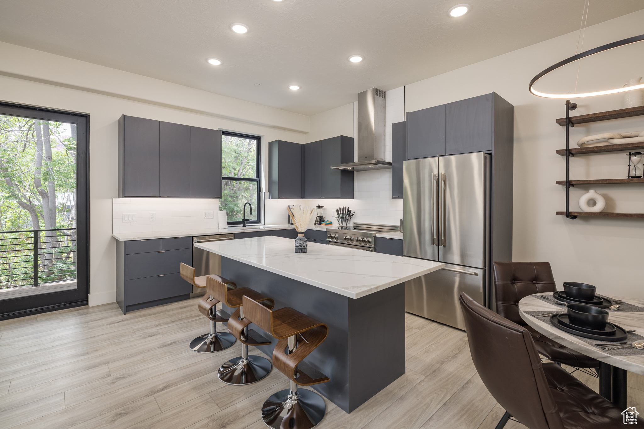 COTTONWOOD CONDOS - Residential