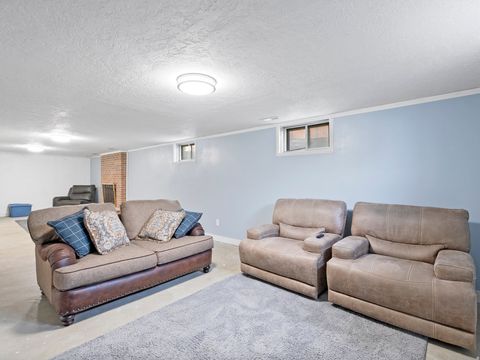 Tiny photo for 3262 W 4630 S, West Valley City, UT 84119 (MLS # 2125668)