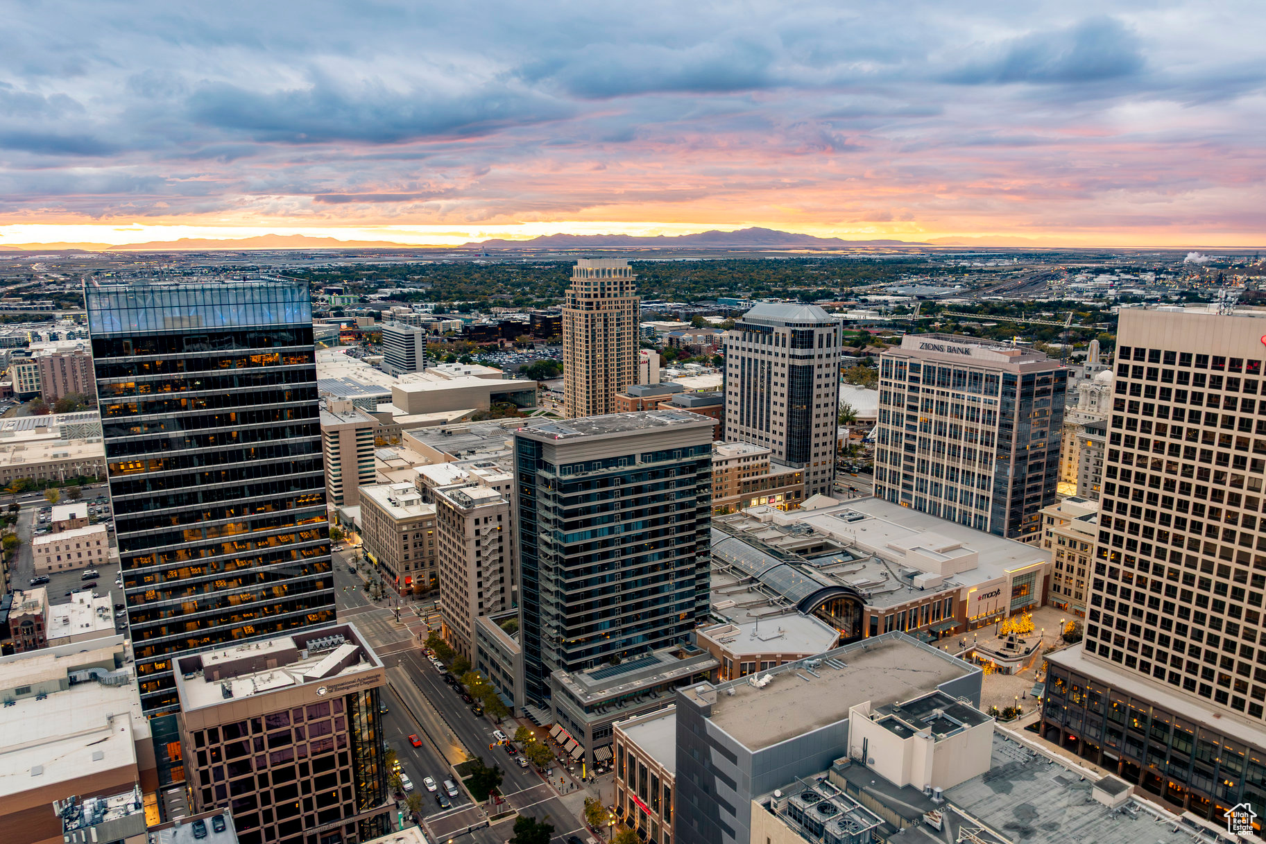 REGENT AT CITY CREEK - Residential