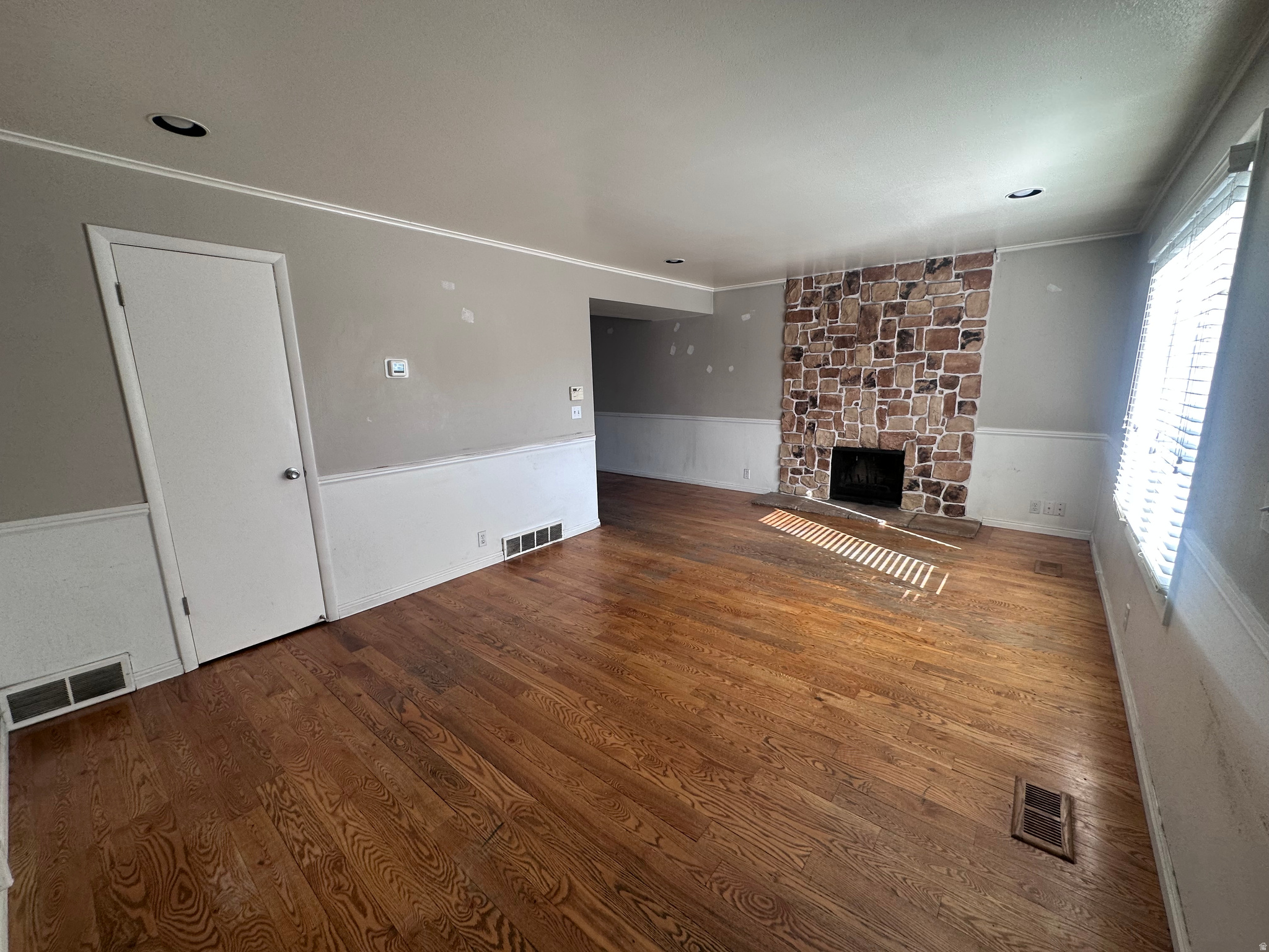 KRISTA CONDO - Residential