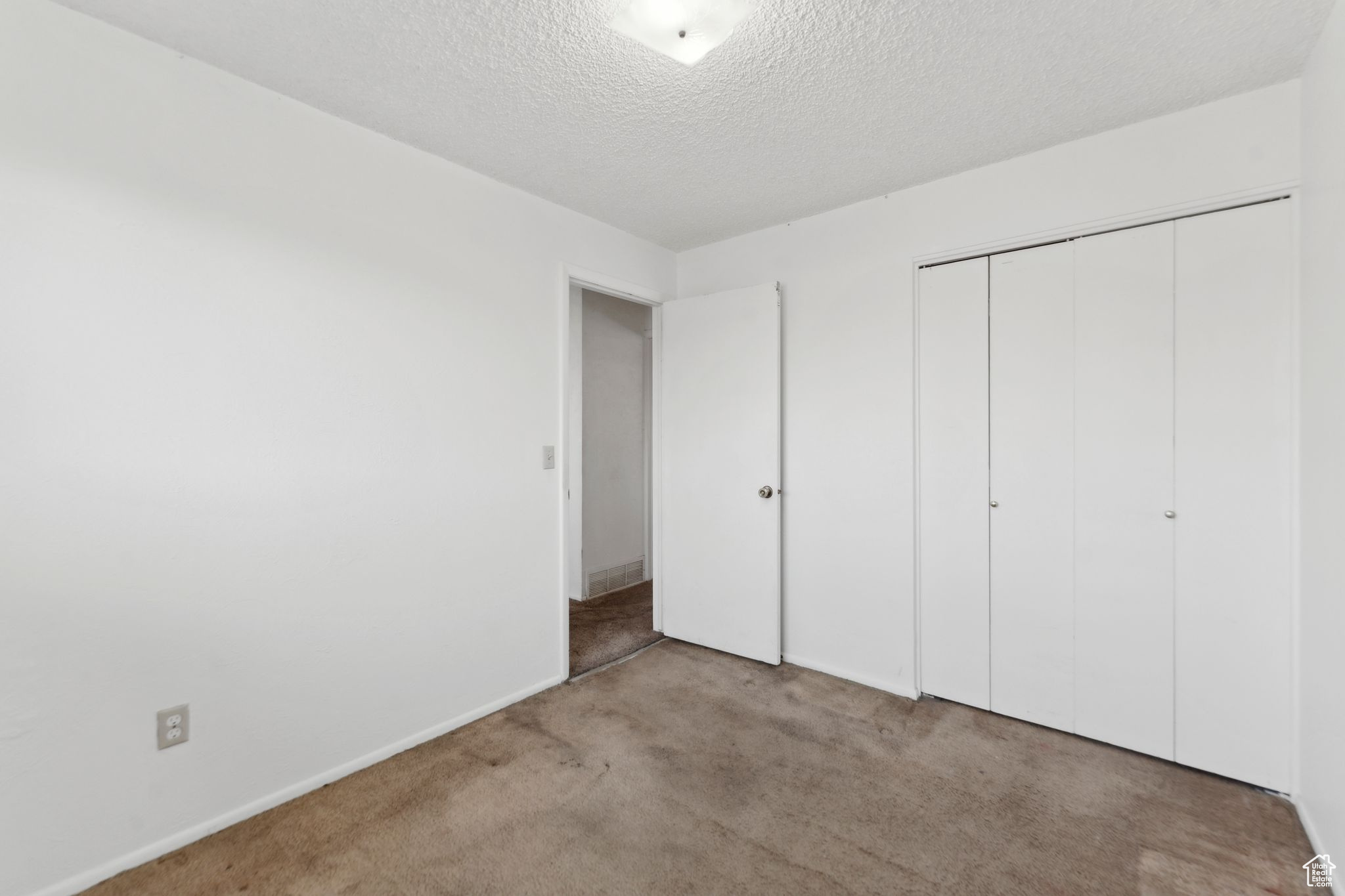 Midvale, Utah 84047, United States, 6 Bedrooms Bedrooms, ,3 BathroomsBathrooms,Residential,Active,107198