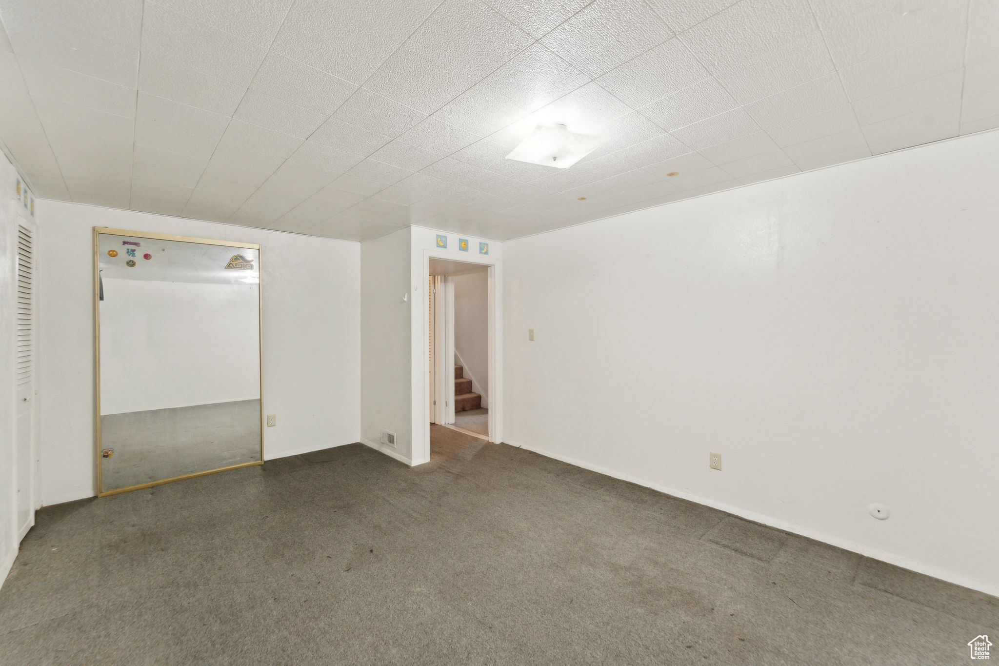 Midvale, Utah 84047, United States, 6 Bedrooms Bedrooms, ,3 BathroomsBathrooms,Residential,Active,107198