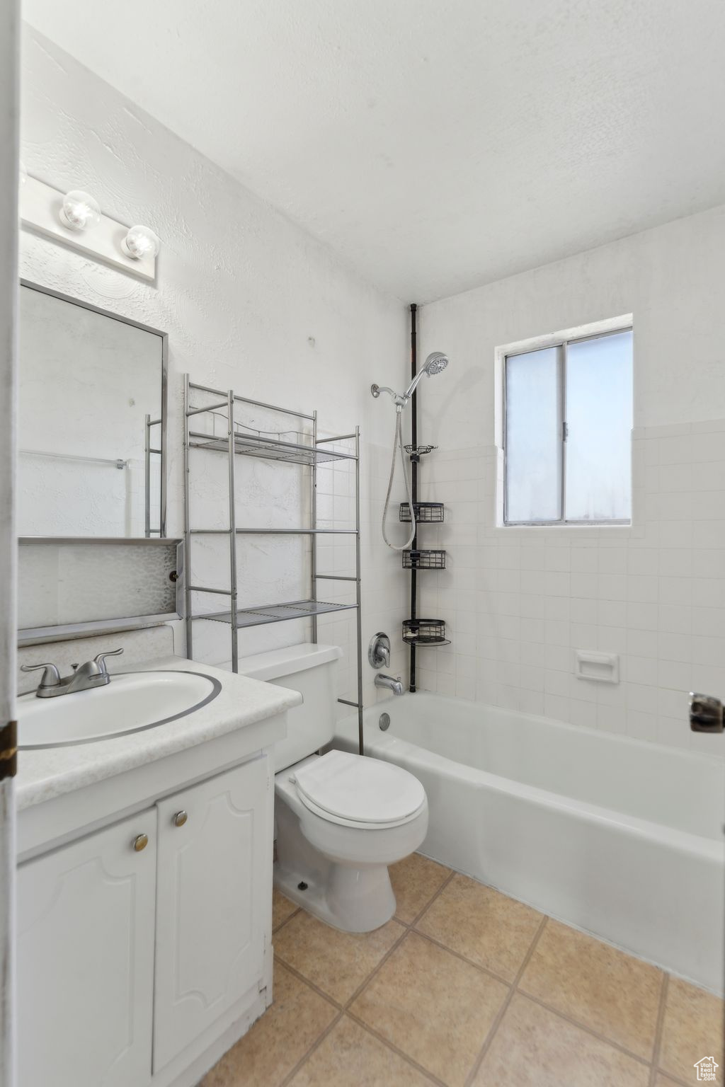 Midvale, Utah 84047, United States, 6 Bedrooms Bedrooms, ,3 BathroomsBathrooms,Residential,Active,107198