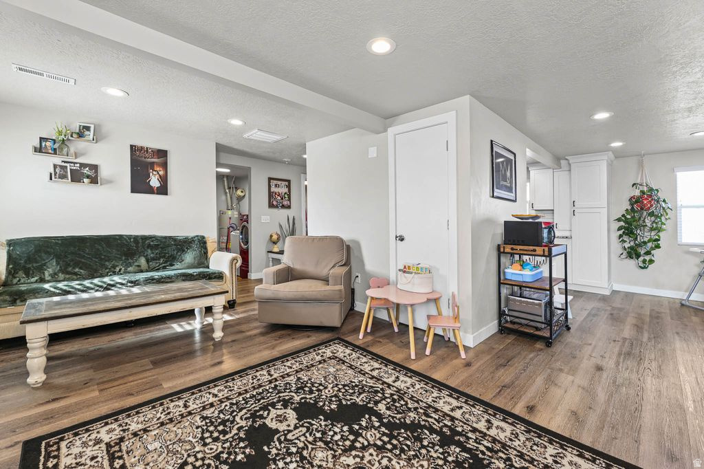 BLDG ASS'N SUB - Residential