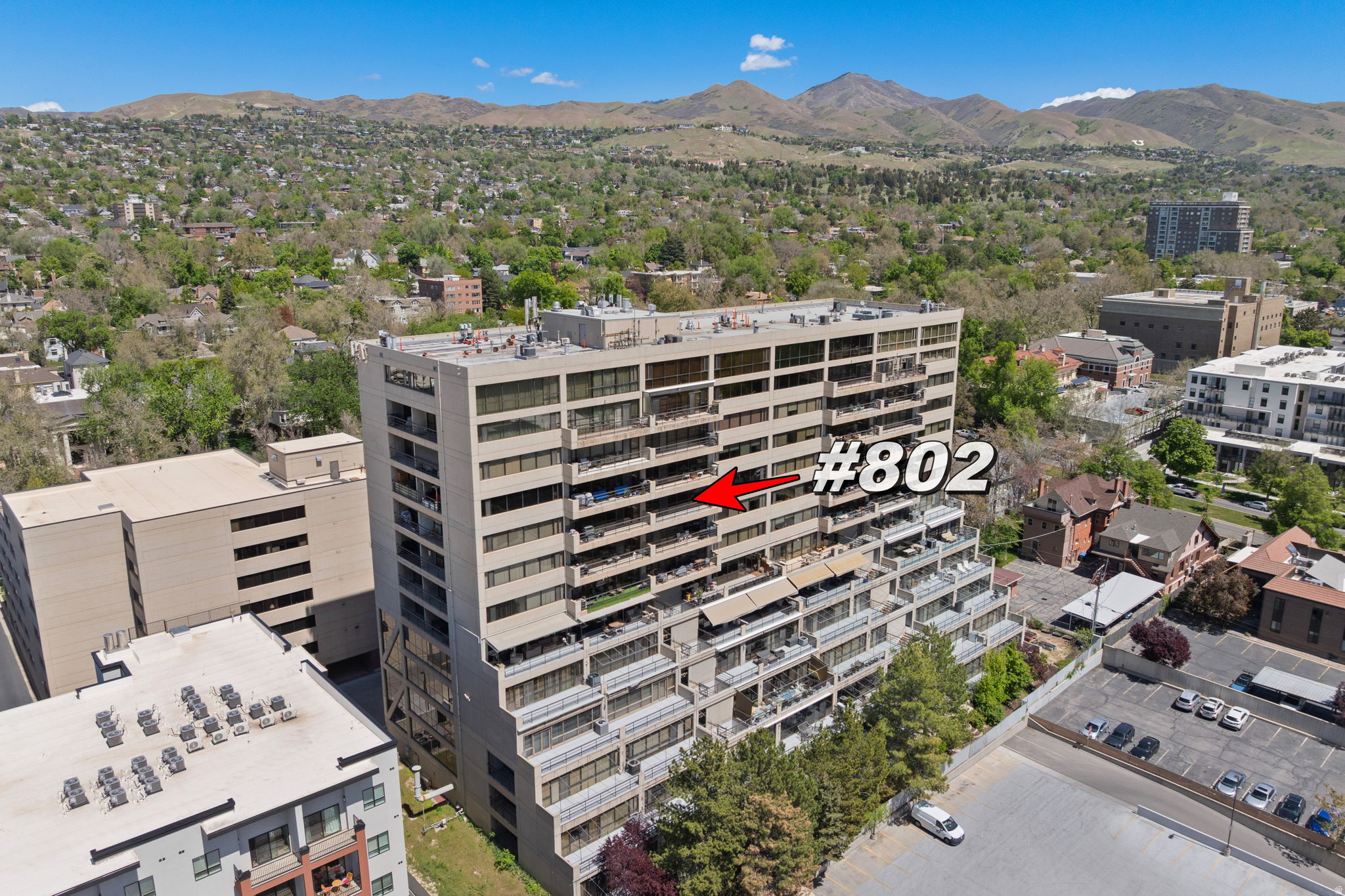 GOVERNORS PLAZA - Residential