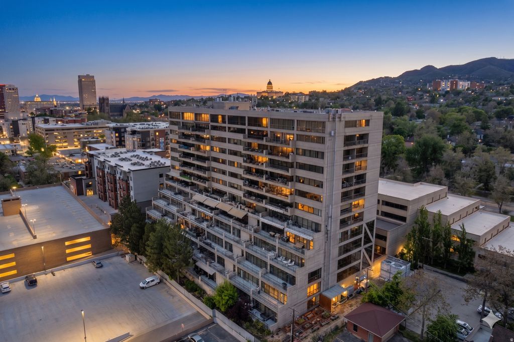 Photo of 560 E SOUTH TEMPLE ST S #802, Salt Lake City, UT 84102 (MLS # 2153778)