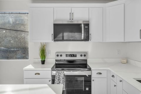 Tiny photo for 5320 S CHARLOTTE AVE, Salt Lake City, UT 84118 (MLS # 2128868)