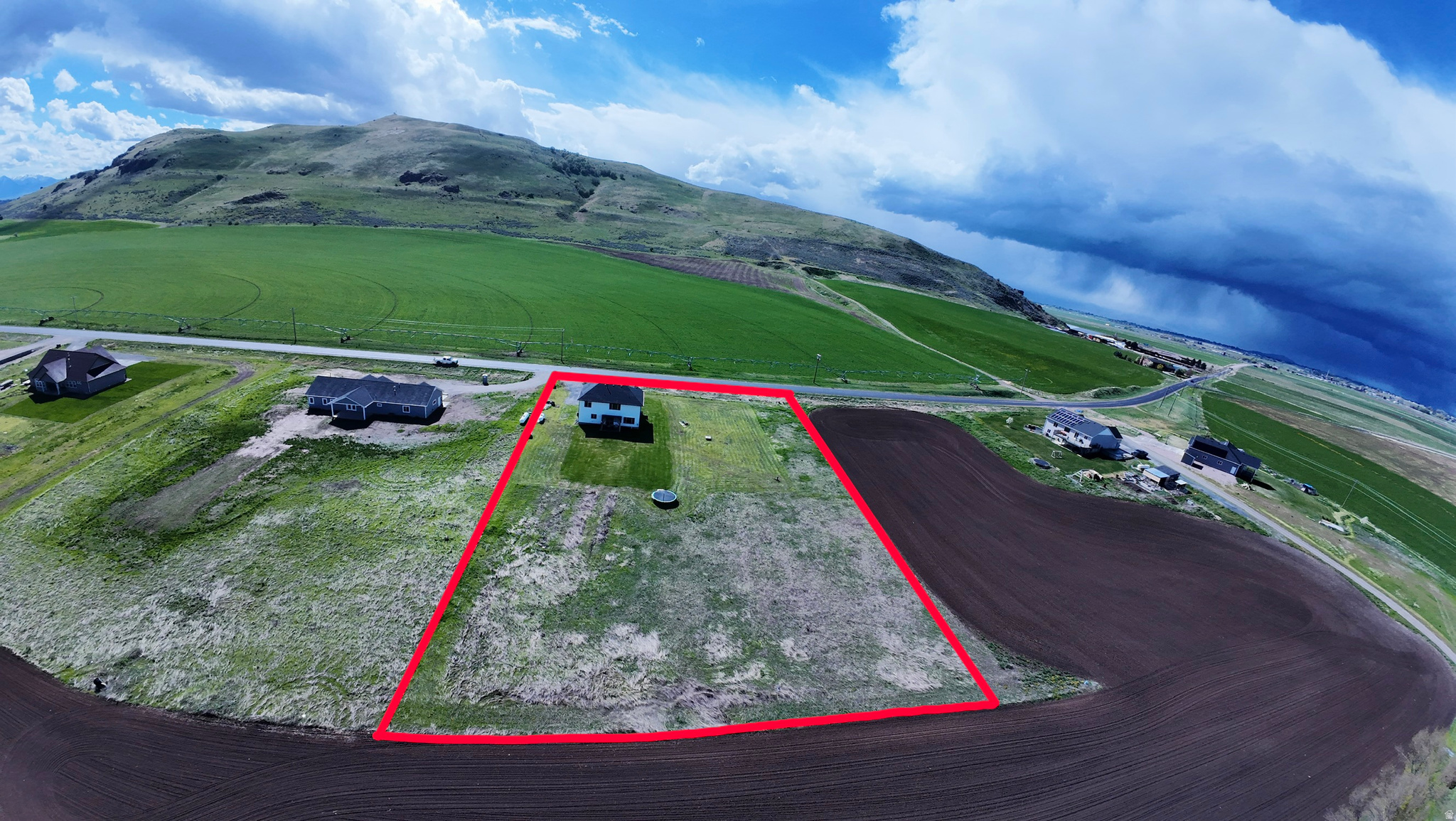 HOBBS PARKINSON RD - Residential