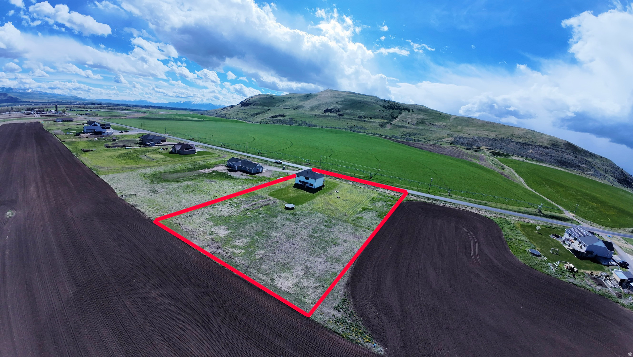 HOBBS PARKINSON RD - Residential