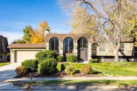Tiny photo for 3411 E ENCHANTED VIEW DR S, Cottonwood Heights, UT 84121 (MLS # 2120459)
