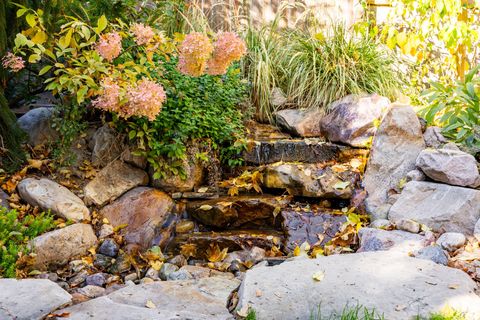 Tiny photo for 3411 E ENCHANTED VIEW DR S, Cottonwood Heights, UT 84121 (MLS # 2120459)