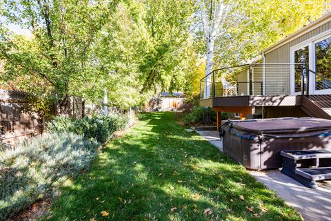 Tiny photo for 3411 E ENCHANTED VIEW DR S, Cottonwood Heights, UT 84121 (MLS # 2120459)