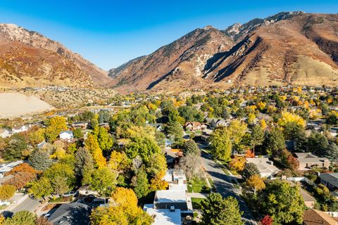 Tiny photo for 3411 E ENCHANTED VIEW DR S, Cottonwood Heights, UT 84121 (MLS # 2120459)