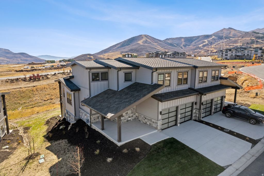 Photo of 1021 W VISSEN WAY, Heber City, UT 84032 (MLS # 2142274)