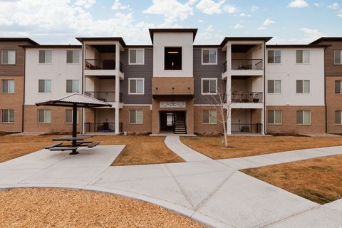 Photo of 714 N 380 ST W, Vineyard, UT 84059 (MLS # 2139132)