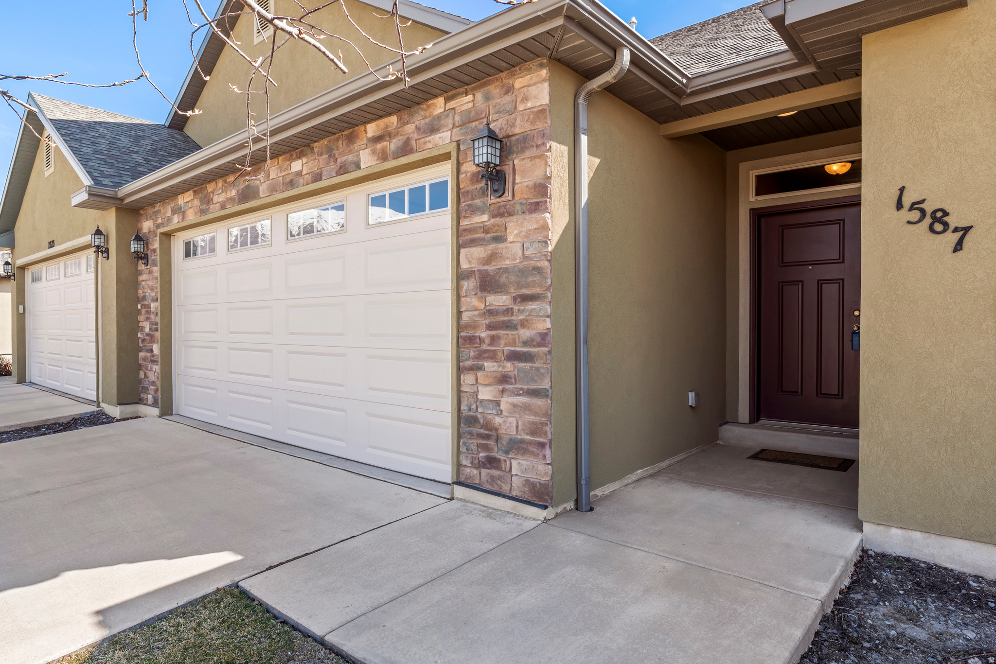 CREEKSIDE RETIREMENT - Residential