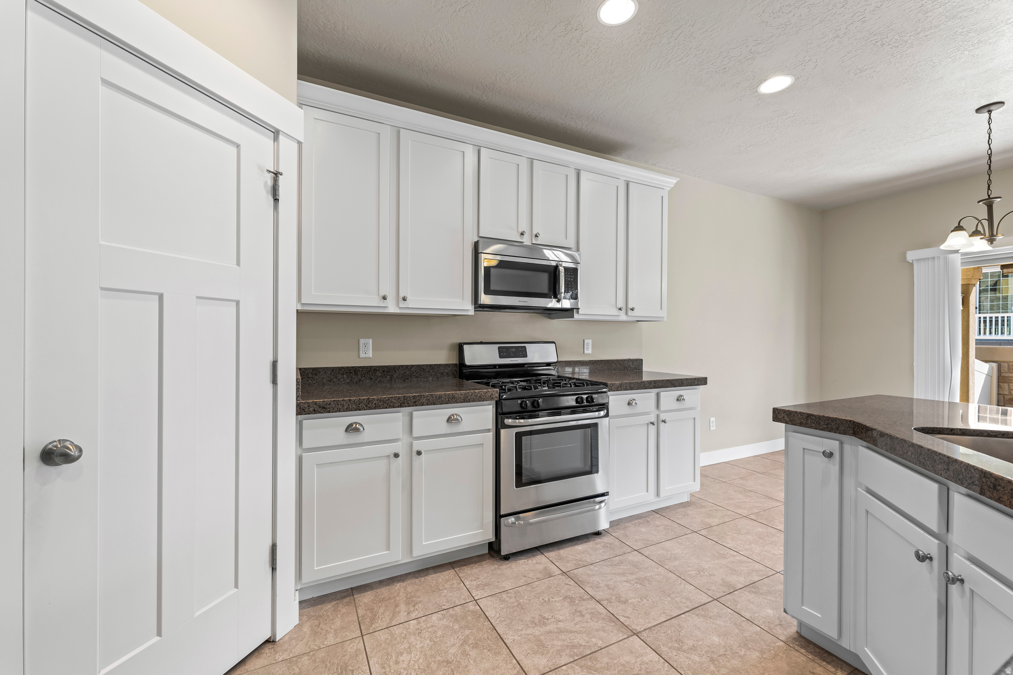 CREEKSIDE RETIREMENT - Residential