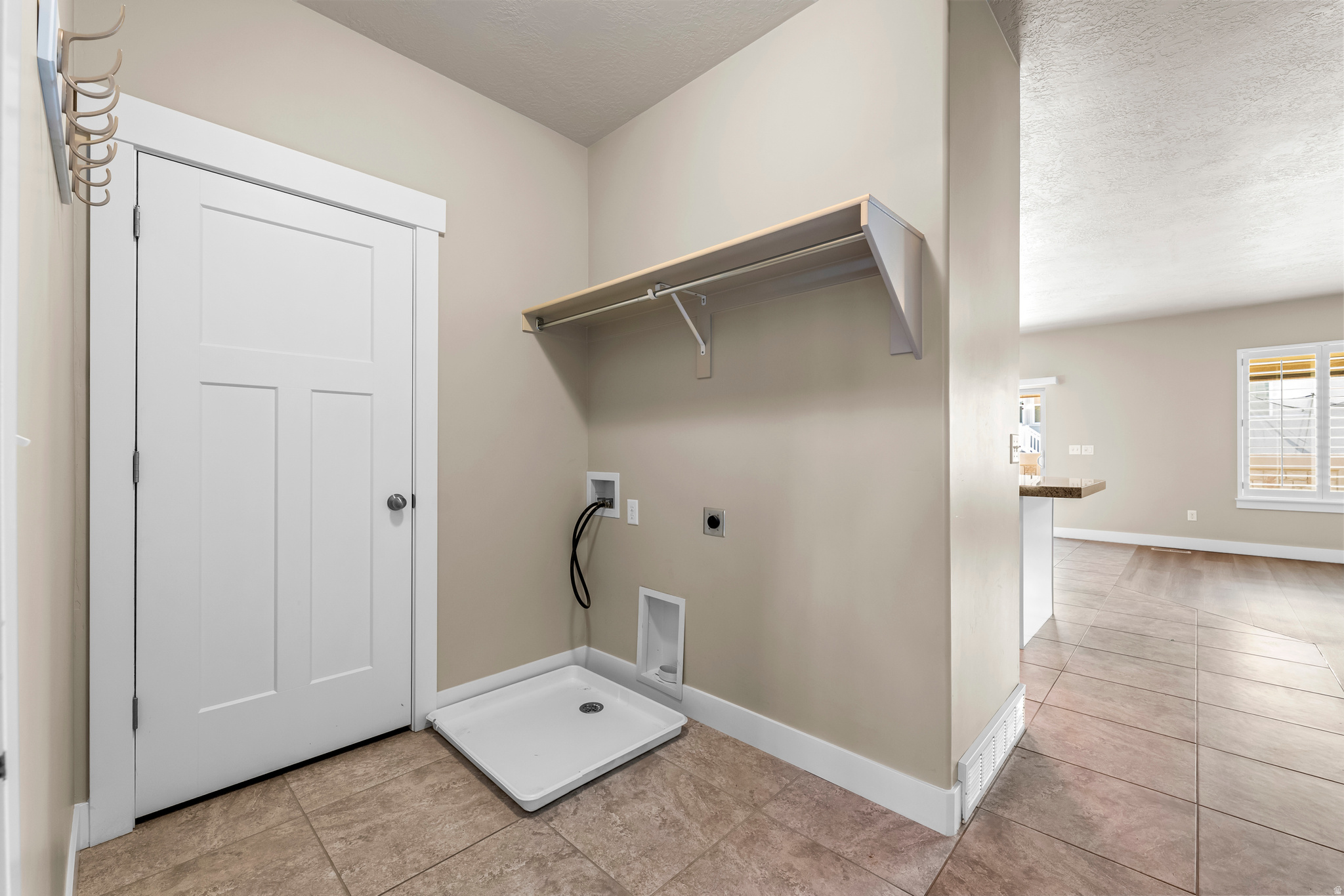 CREEKSIDE RETIREMENT - Residential