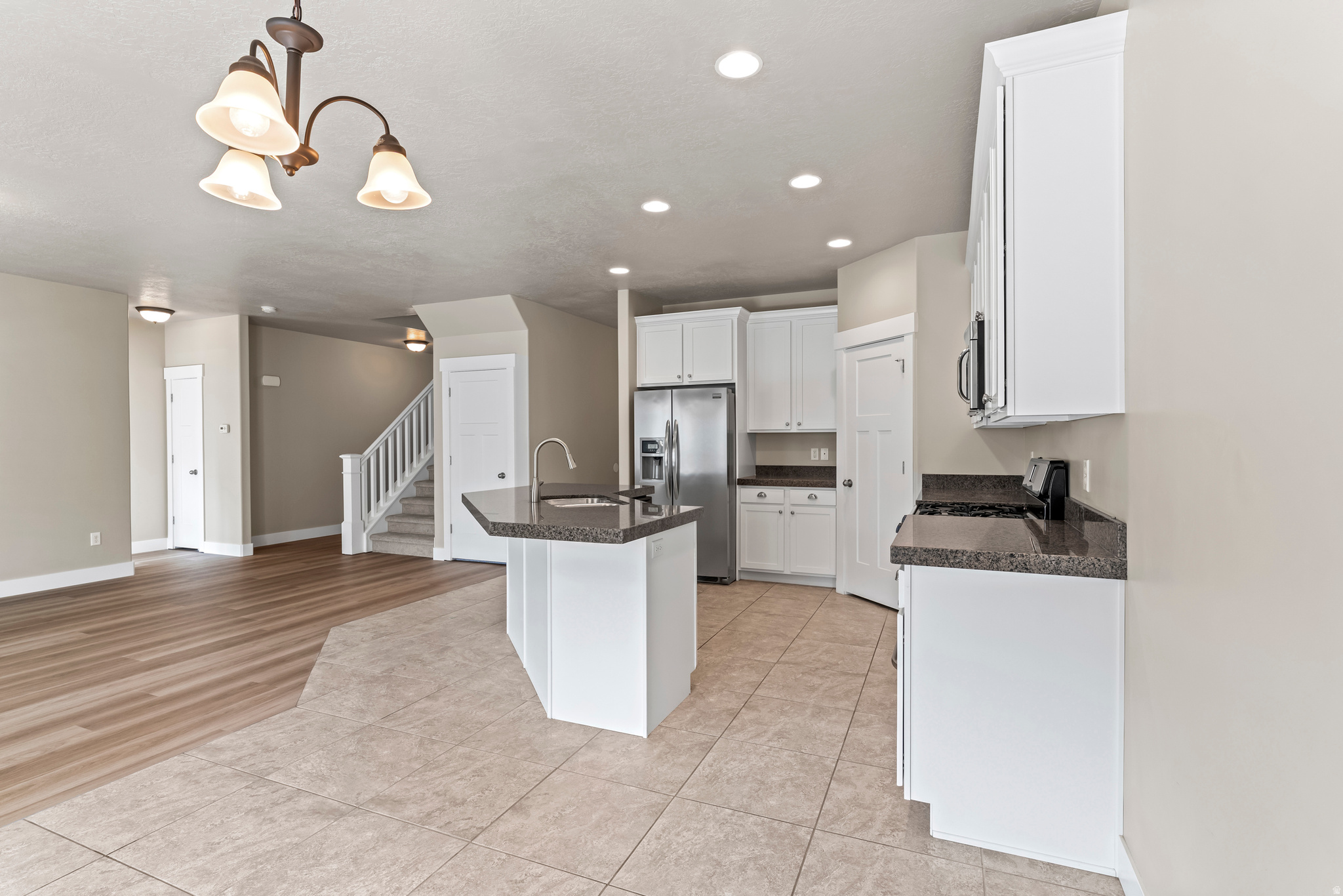 CREEKSIDE RETIREMENT - Residential