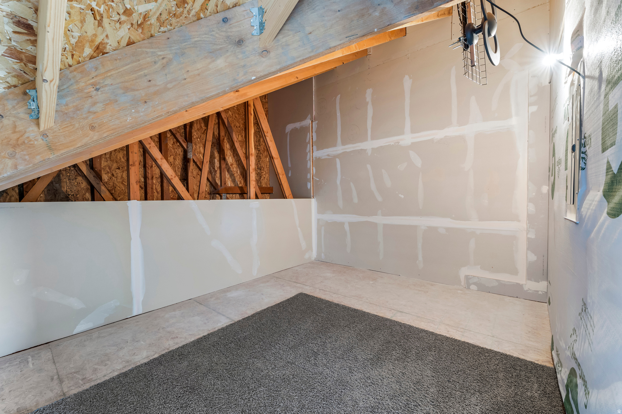 CREEKSIDE RETIREMENT - Residential