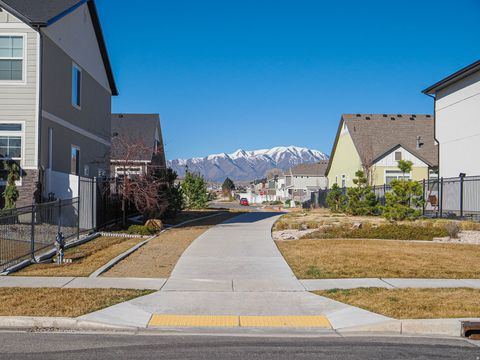 Tiny photo for 287 S HAYES WELL LN, Saratoga Springs, UT 84045 (MLS # 2142410)