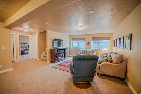 Tiny photo for 4857 W ZEPHYR WAY, South Jordan, UT 84009 (MLS # 2133550)