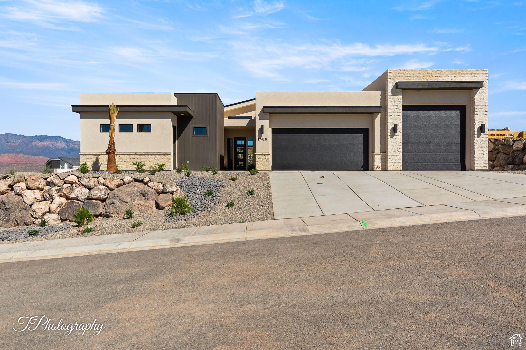 BRAND NEW MOVE-IN READY HOME with all the upgrades! Stainless steel appliances, spacious rooms, 3car garage + RV parking. Conveniently located close to schools, shopping, Sand Hollow & Zion state & nat'l parks, & all the beauty of Southern Utah! Floor plans in Documents section of listing.