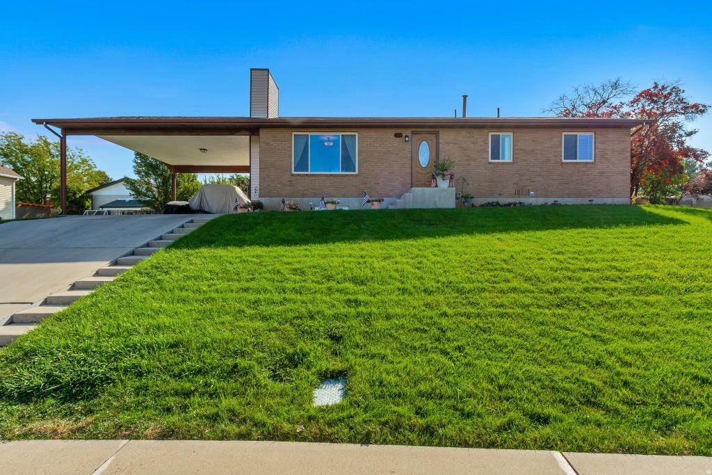 Photo of 835 S 530 E, Spanish Fork, UT 84660 (MLS # 2185434)