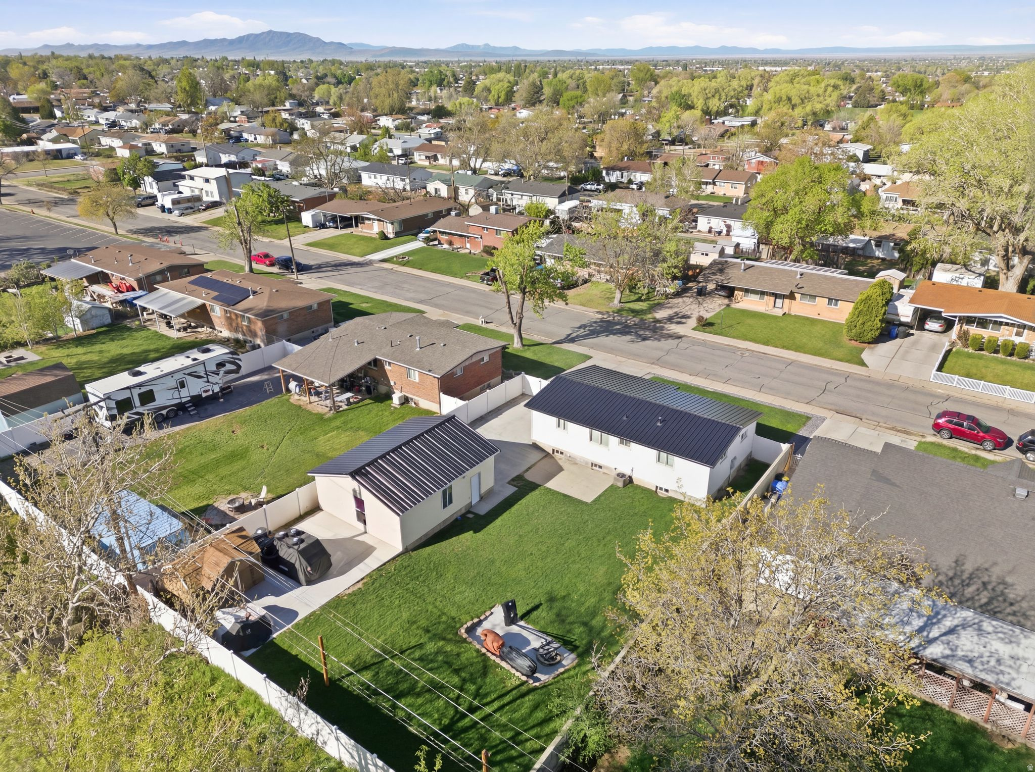 SUNSET DALE - Residential