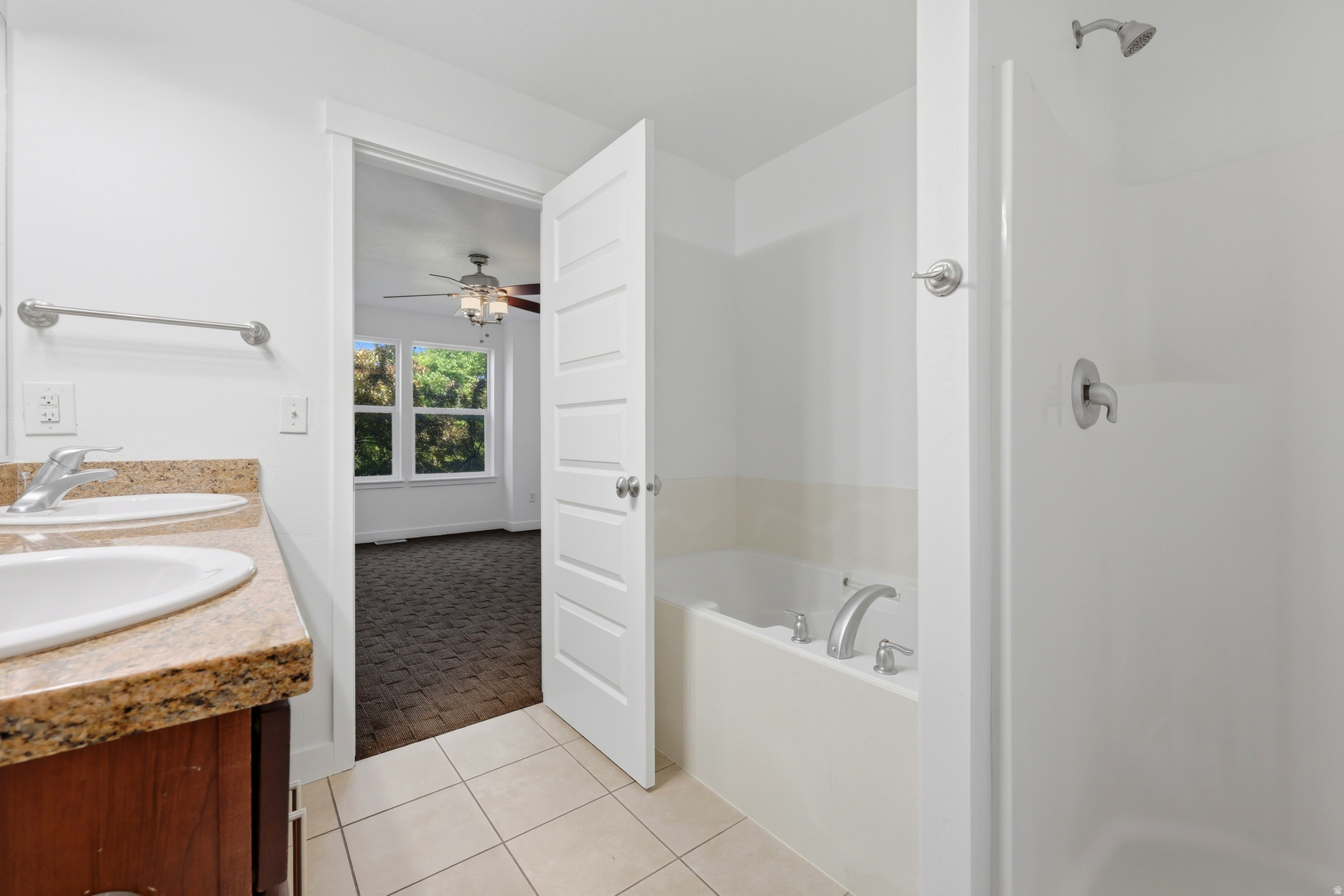 ARBOR SQ AT HIGHBURY - Residential