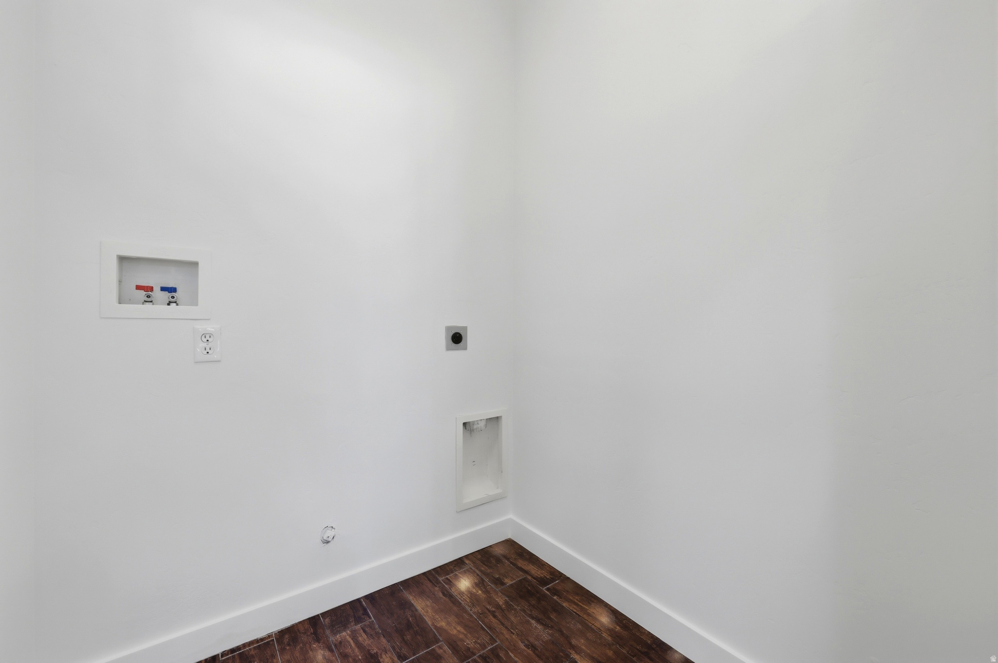 ARBOR SQ AT HIGHBURY - Residential