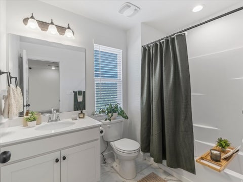 Tiny photo for 629 N AUTUMN ASH CIR W, Kaysville, UT 84037 (MLS # 2179744)