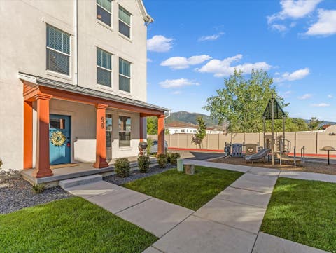 Photo of 629 N AUTUMN ASH CIR W, Kaysville, UT 84037 (MLS # 2179744)
