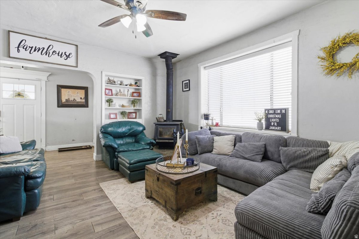 COUNTRY ROAD HAVEN - Residential